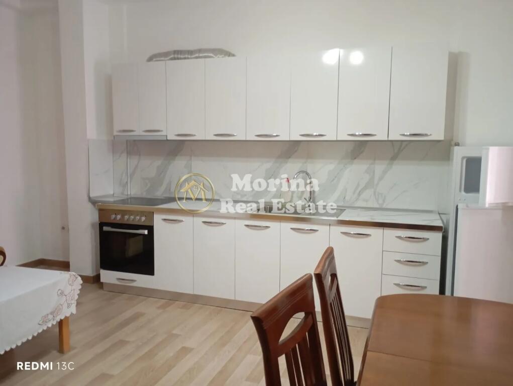 Qera, Hyrje Private 2+1+Parkim,Fresk, 400 euro/muaj