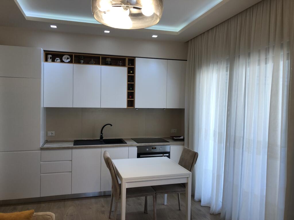 apartamnet lungomare vlore