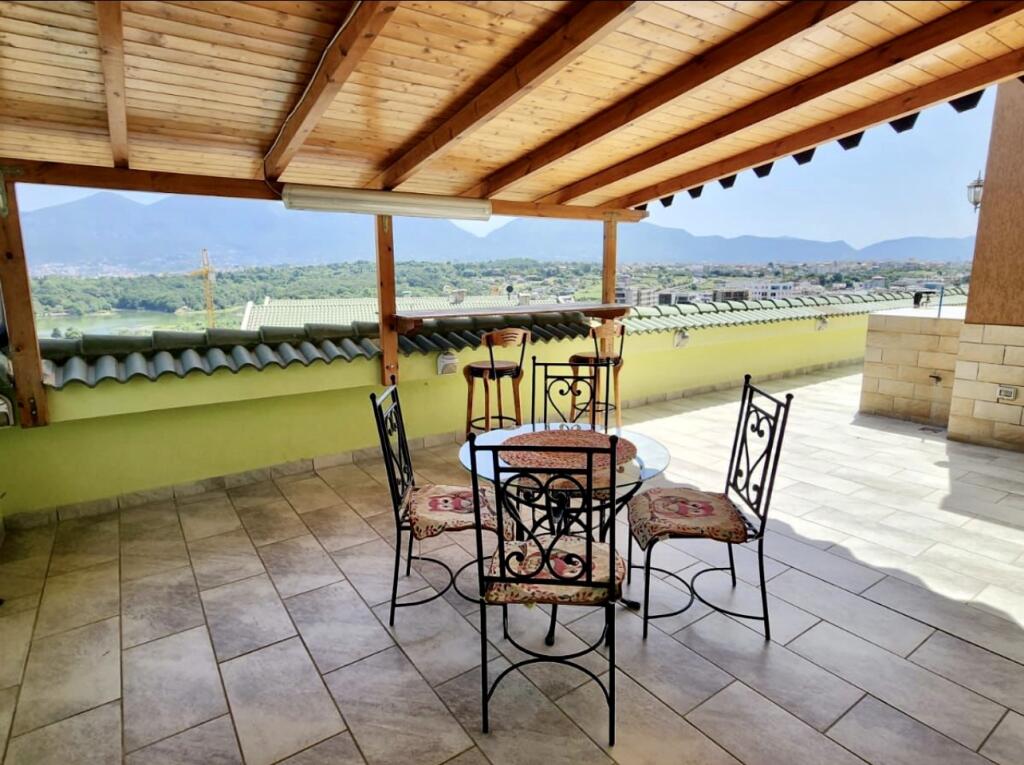 📣 VENDESI Appartamento (Papafingo) 📐 Sup. 356 m2 📍 Lago Secco, Tirana ✨  