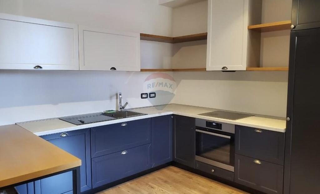 Apartament 2+1+2 me qira – Komuna e Parisit