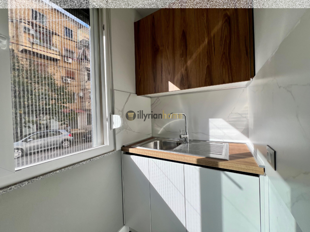 Jepet me qira apartament 1+1, “Shkolla e Kuqe”, Tiranë