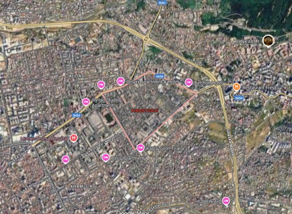 Posti auto in vendita, Kinostudio (ID 4181113)