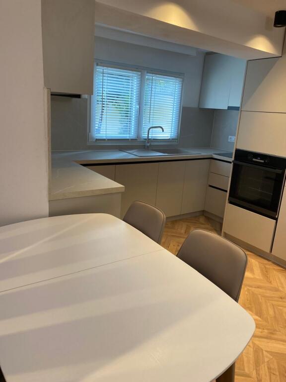 Apartament 2+1, Mbi Tregun Elektrik!