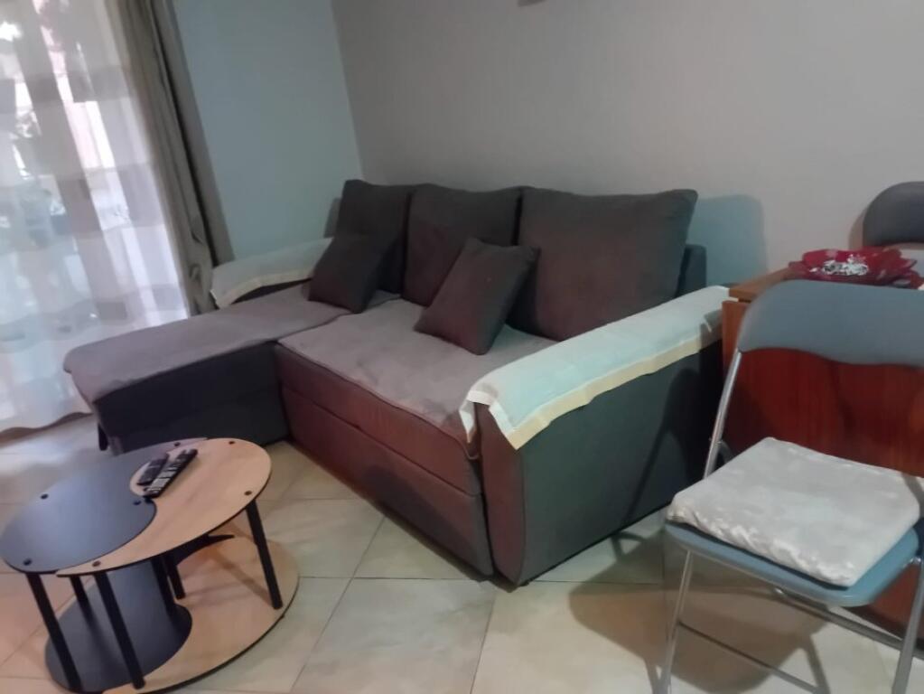 Appartamento 1+1+1 con Balcone in Affitto