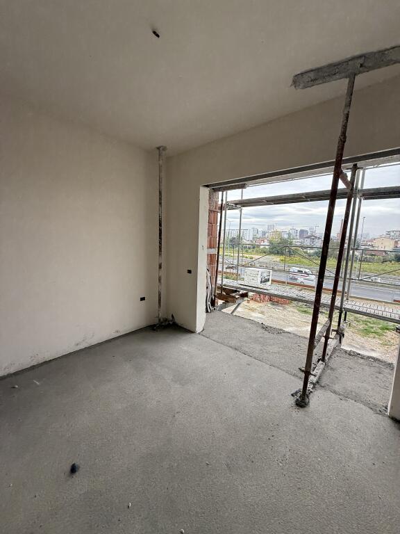 Paskuqan. Business premises for rent 140 M2