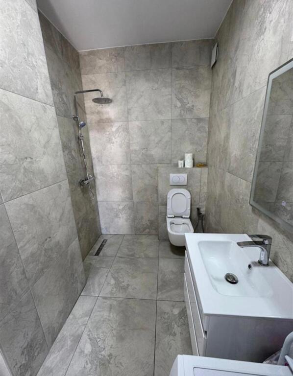 For rent Apartment 1+1, Astir, Kompleksi Molla 550 thousand lek