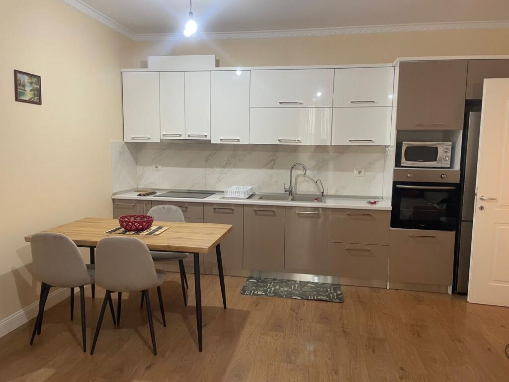 Affittasi appartamento 2+1 al Complesso Erli a Porcelan