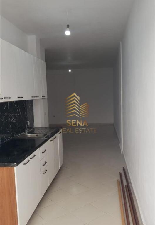 Qira, Apartament 2+1, Bosh, Fresk, 300 Euro/muaj