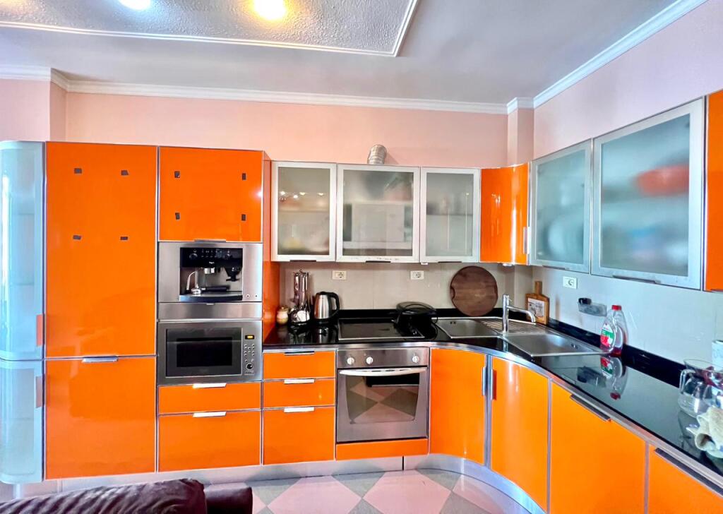 In Affitto: 2+1 📍Bllok (Bar Xixa) - 800€ - 8° Piano - 90m² || Nel Cuore di Bllok✨