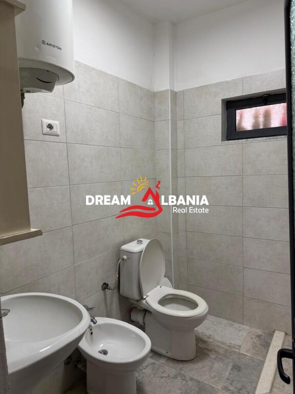 Monolocali in Vendita in Via Kavajes (ID 4109114)