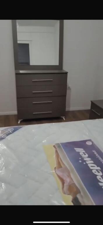 Apartament me qera 2+1