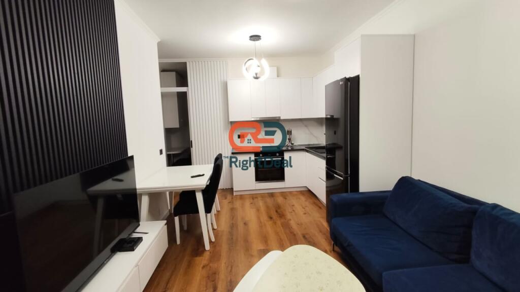 Ne Astir,Shitet Apartament 1+1 I Konvertuar Ne 2+1!