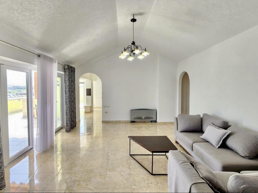 📣 RENT Apartment (Papafingo) 👉 Type 4+1 With 2 Bathrooms And 2 Parking Spaces 📍 Dry Lake, Tirana ✨