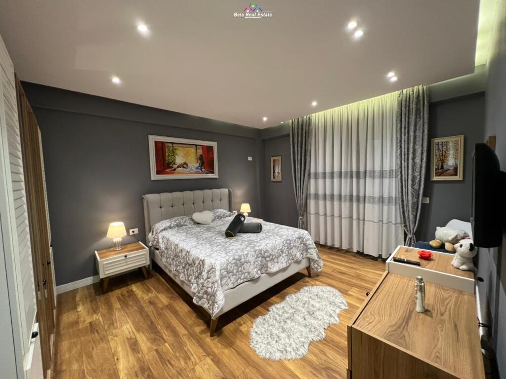 Apartament me Qera 1+1 ne Bllok (ID B210480) Tirane