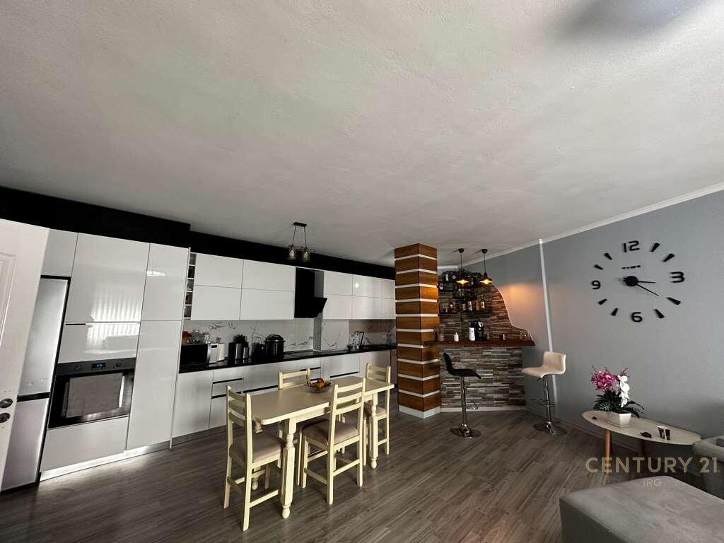 Apartament 2+1+2 ne Zonen e Freskut!