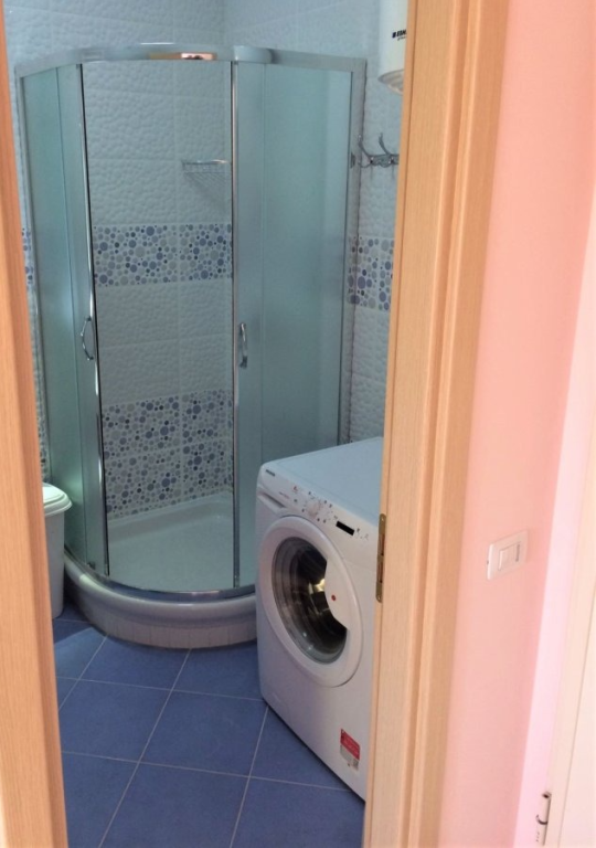 🏠 Apartament me Qira | Pallat i Ri | 1+1 📍 Stacioni i Trenit