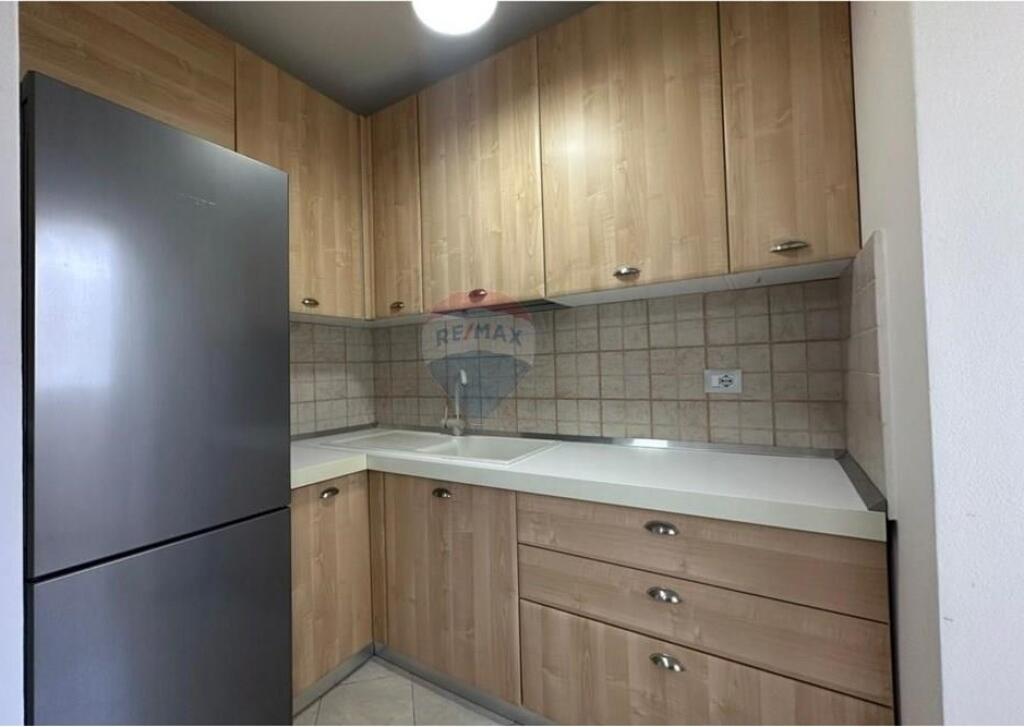 Shitet Apartament 1+1, Oxhaku Tirane