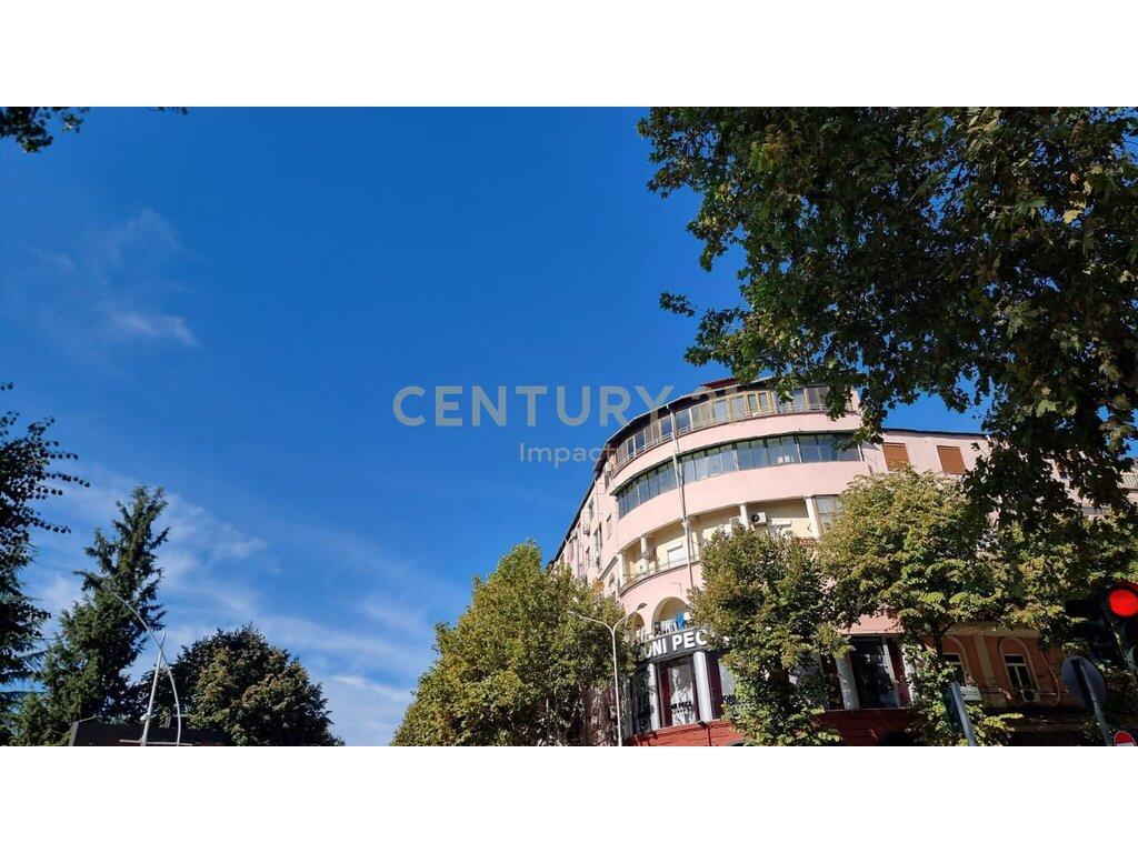 Bar / Restorant në shitje tek Shallvaret,perballe Tajvanit, Tiranë - 250,000€! 250,000 €