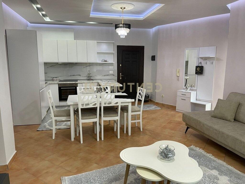 Apartment 1+1 for rent at Liqeni Thate