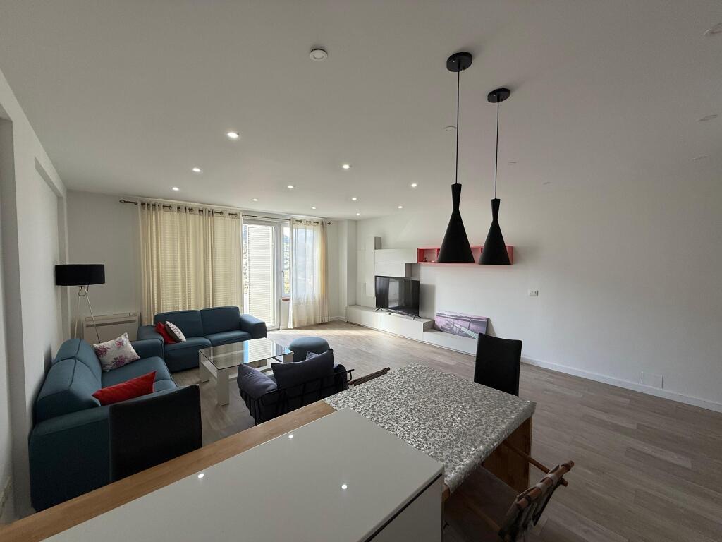 Apartament me qira 2+1+2 – Rezidenca Kodra e Diellit 2