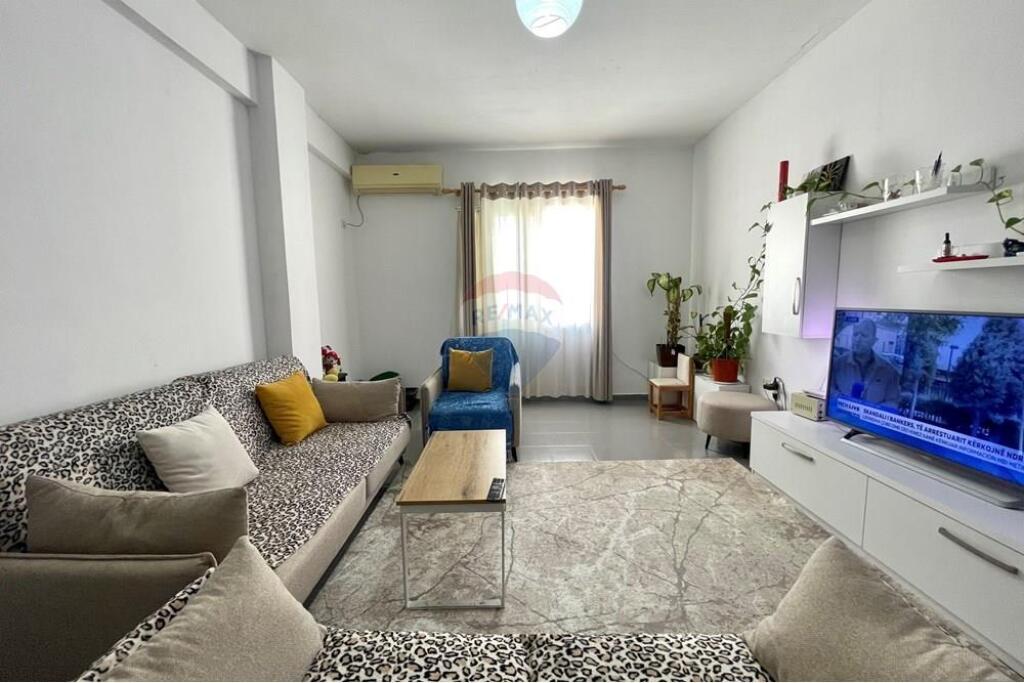 Furnished 2+1 apartment at KMY, Yzberisht!