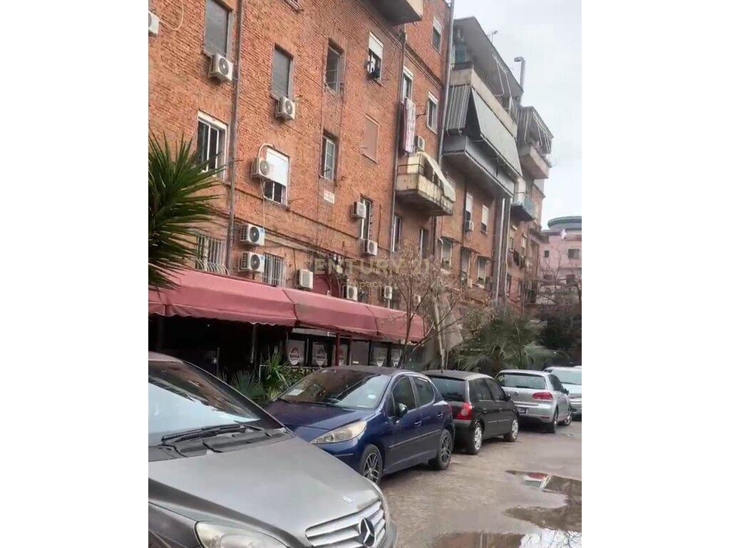 Bar / Restorant në shitje tek Shallvaret,perballe Tajvanit, Tiranë - 250,000€! 250,000 €