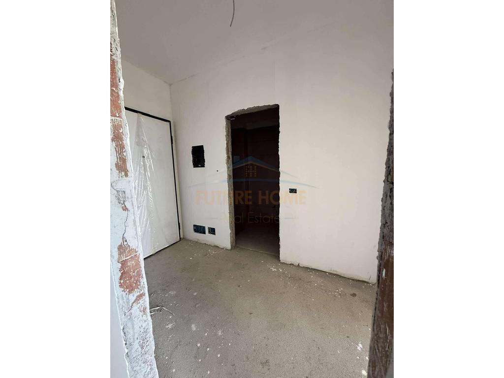 Apartament ne shitje 1+1 , Unaza e Re , Tirane
