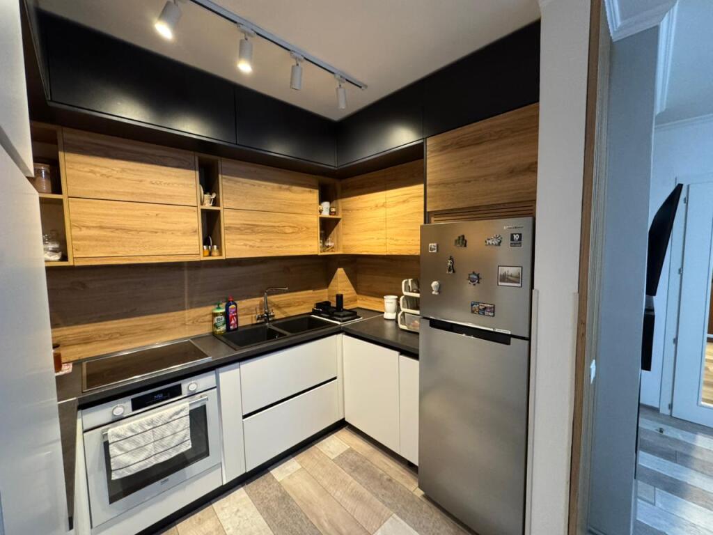 APPARTAMENTO 2+1 IN VENDITA A KODRA E DIELLIT 140.000 EURO !!