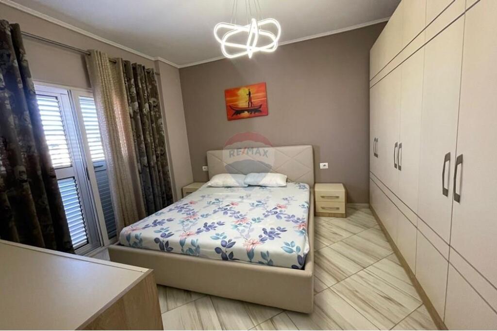 Apartament 2+1 Për Qira - Myslym Shyri