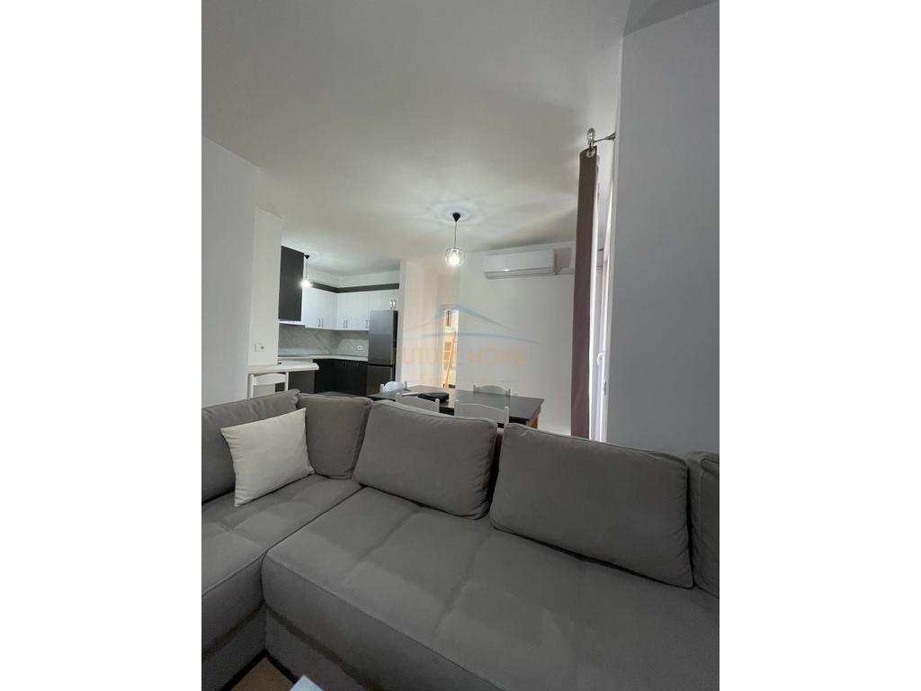 Qera,Apartament 2+1+post parkim Grand Gallery, Yzberisht