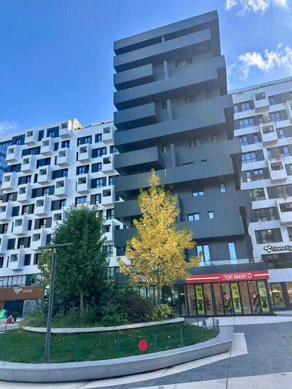 🔶 EXCLUSIVE | Office for rent – Square 21, Tirana