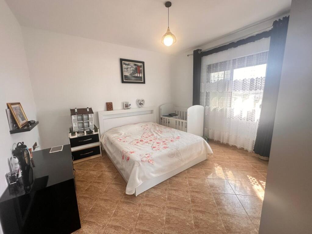 🏡 Private House for Rent – Lundër 🌿