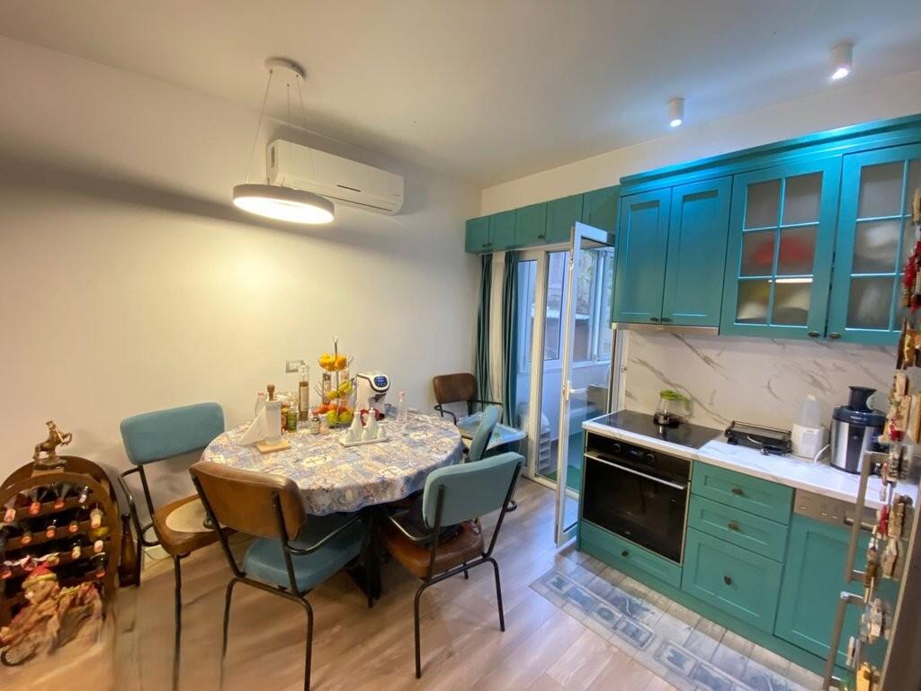 VENDIAMO APPARTAMENTO 2+1 VICINO AL CENTRO!!! 260,000 €