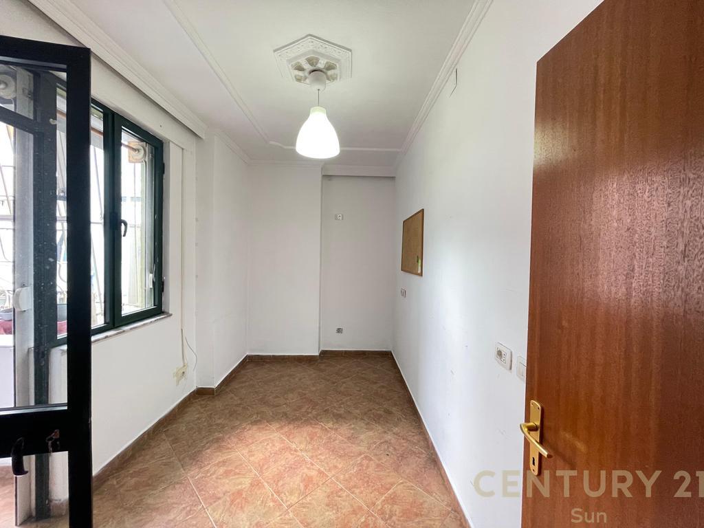 APARTMENT 5+2+2 FOR RENT AT THE FORMER EXHIBITION!