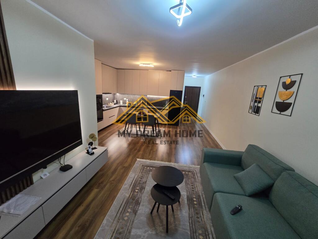 Shesim Super Apartament 2+1 Prane Stacionit Trenit Durres!