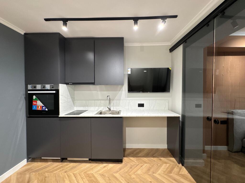 Shitet Apartament 1+1&1Studio, Mine Peza!