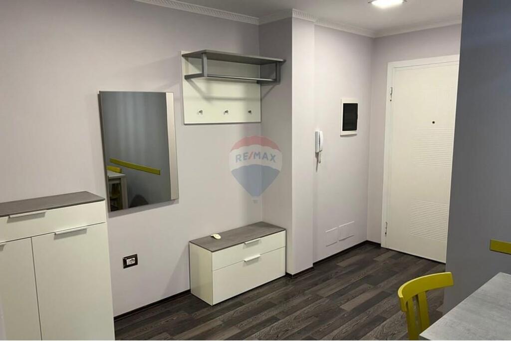 Apartament luksoz me qira – Rruga e Kosovareve !