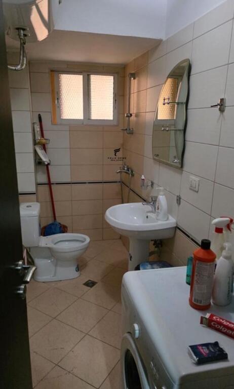APARTAMENT ME QERA 1+1 RRUGA BARDHYL 42.000 LEKE