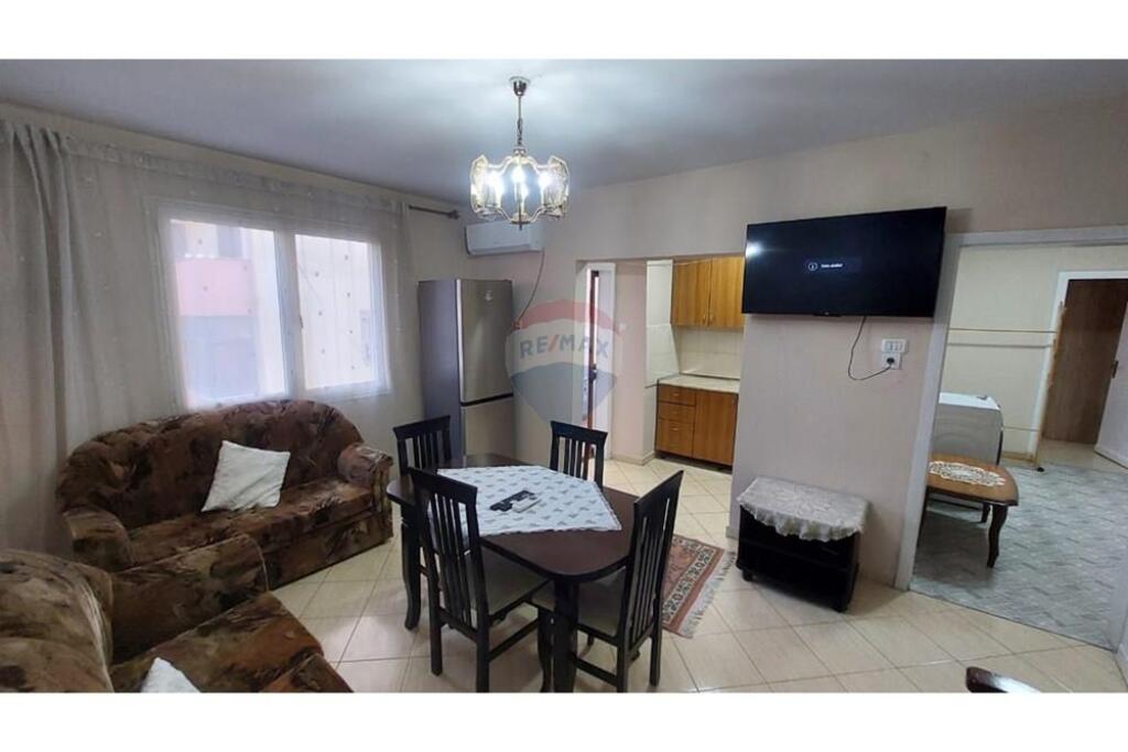 APARTAMENT 1+1 PER QIRA NE QENDER TE 21 DHJETORI