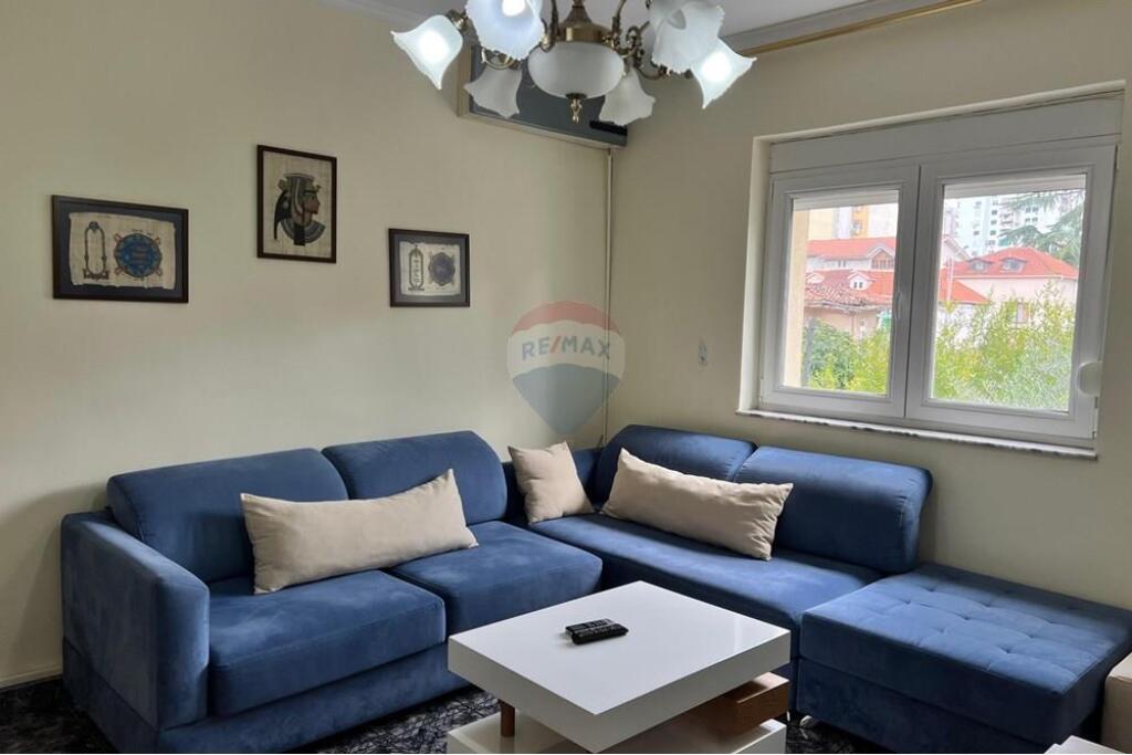 2+1 Apartment for rent in the Center!