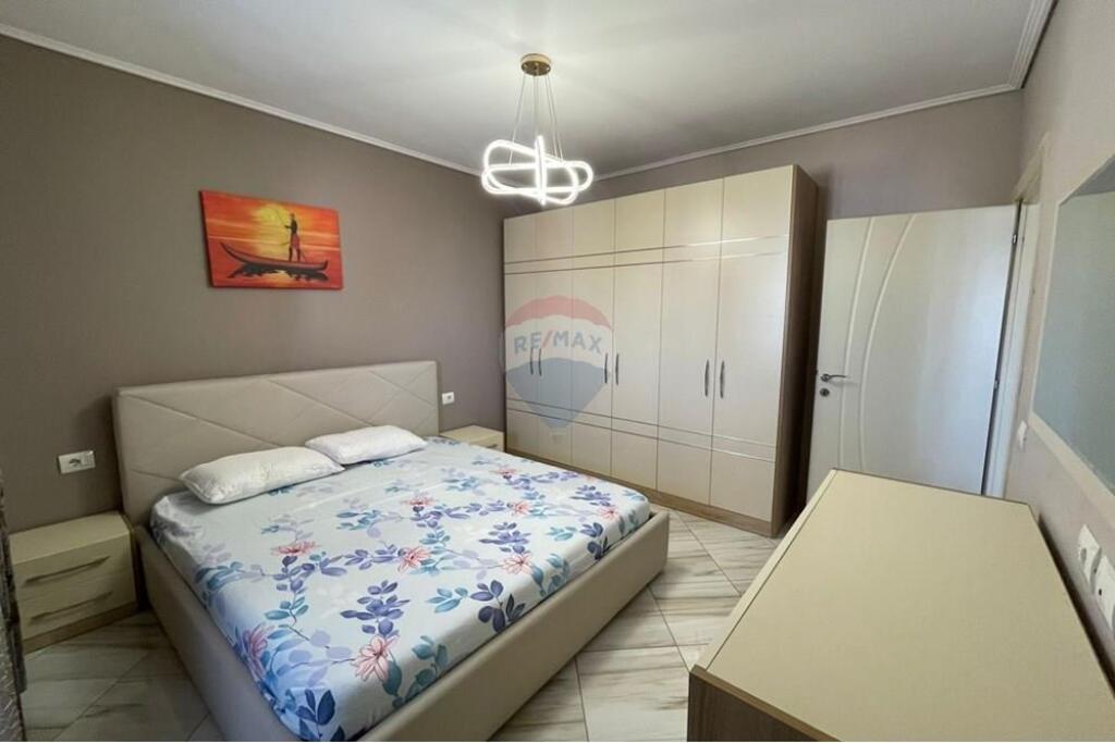 Apartament 2+1 Për Qira - Myslym Shyri