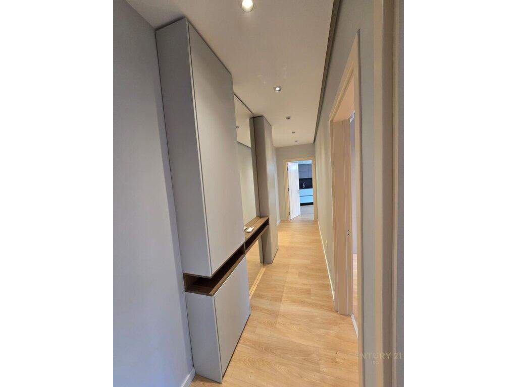 APPARTAMENTO 2+1+2+POSTO AUTO VICINO AL GIARDINO ZOOLOGICO!