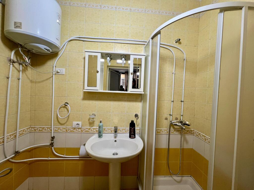 For Rent Apartment 2+1+2 Bathrooms, opposite “Toptani Center”, Tirana