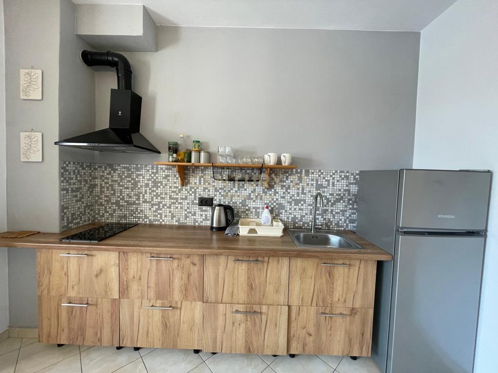 Appartamento 1+1 in Affitto sulla Spiaggia Rrota e Kuqe, Durrës!