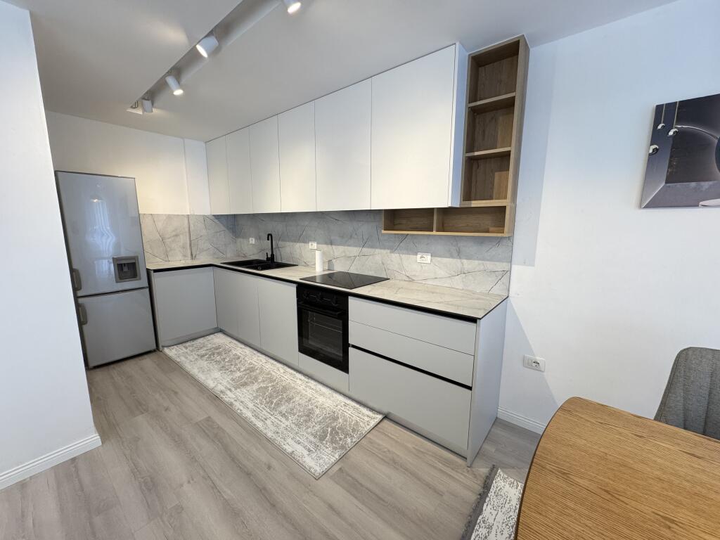 JEPET ME QIRA APARTAMENT 2+1+2 POSTE PARKIMI !!