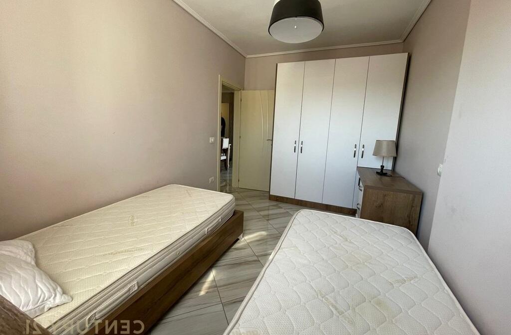 Apartament 2+1 me qira, Myslym Shyr