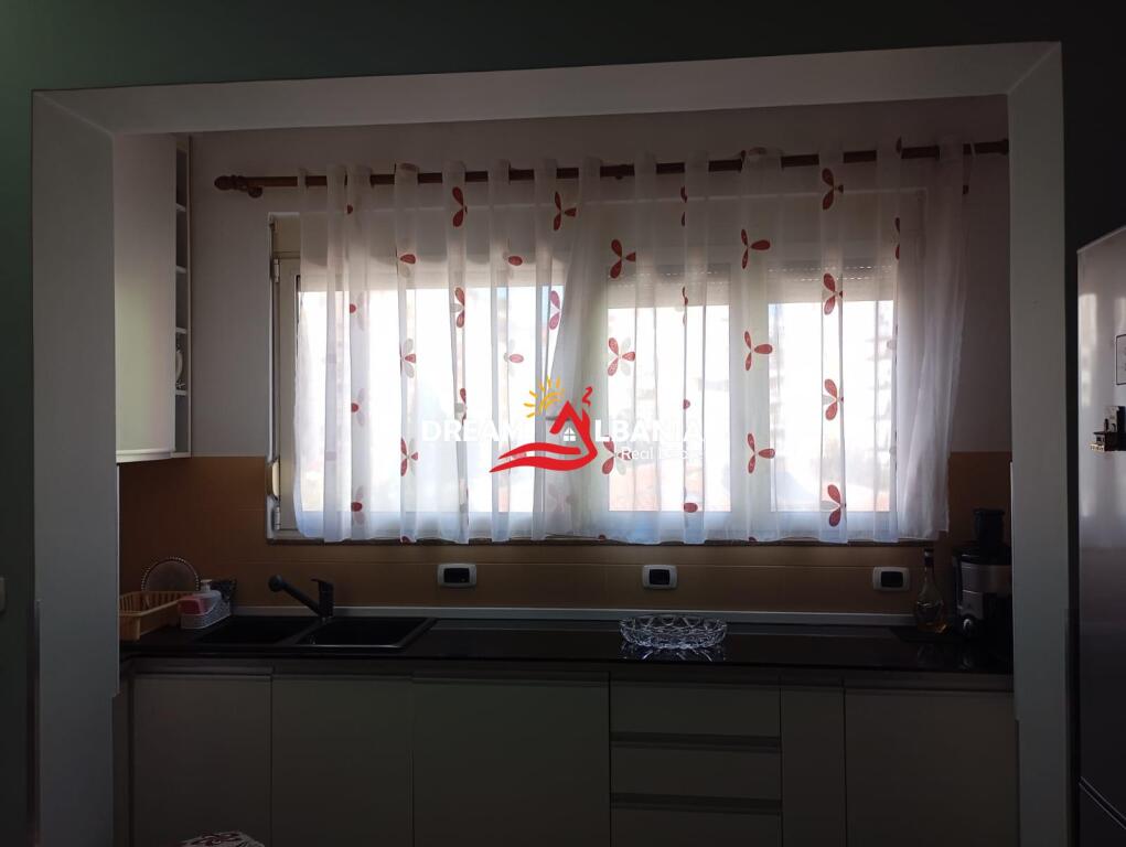 Appartamento in affitto 2+1+Balcone in via Elbasan, Tirana (ID 4229475 )
