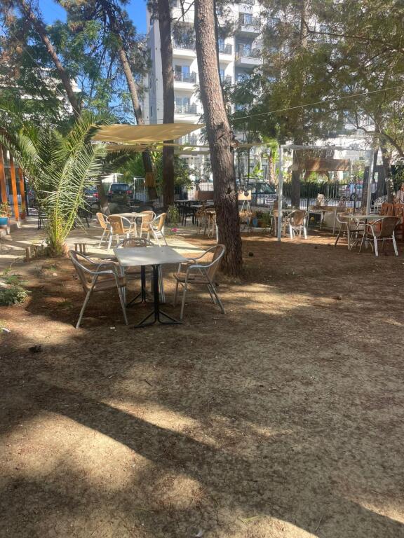 LOCALE IN AFFITTO A GOLEM