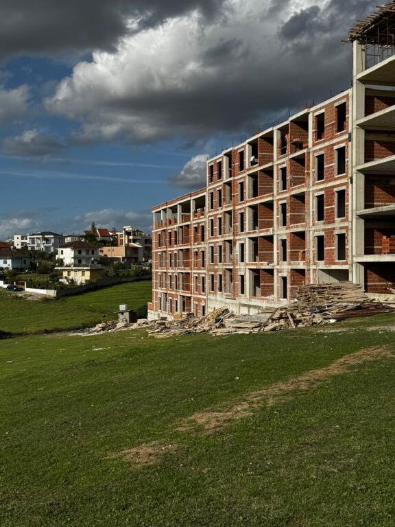 Shitet Super Apartament 2+1 në Paskuqan