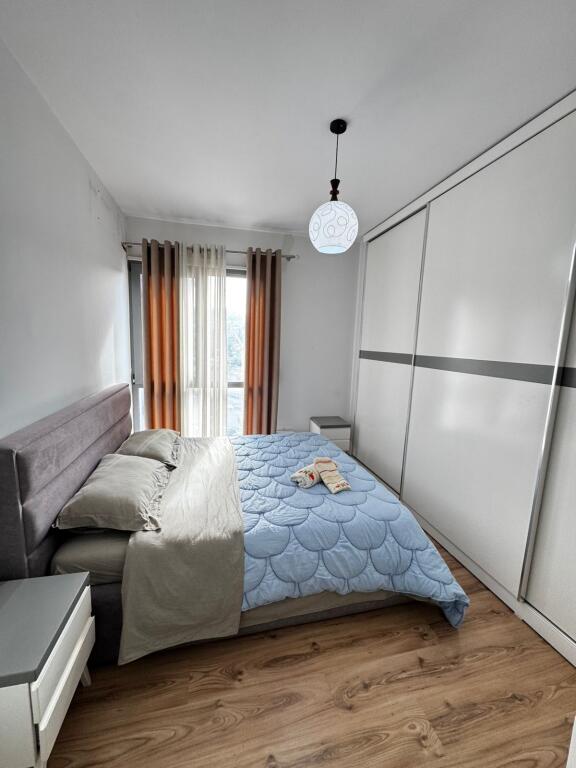 🏡✨ SHITET APARTAMENT 2+1 NË RRUGËN E KOSOVARËVE! ✨🏡 5 MINUTA NGA LIQENI I TIRNES